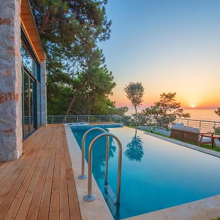 La Luna Faralya Villa